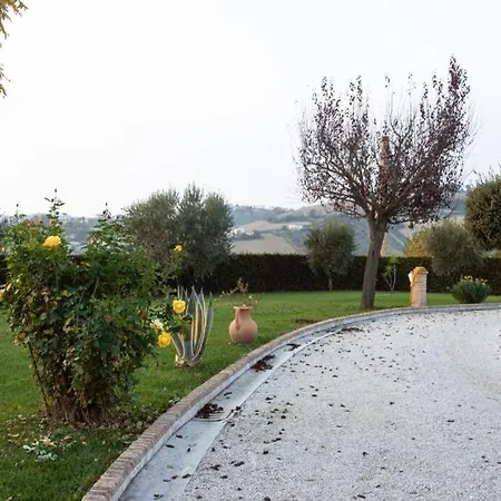 - Country 800mq Private Garden فيلة *